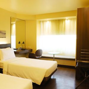 Deluxe Room 2 Single Beds
